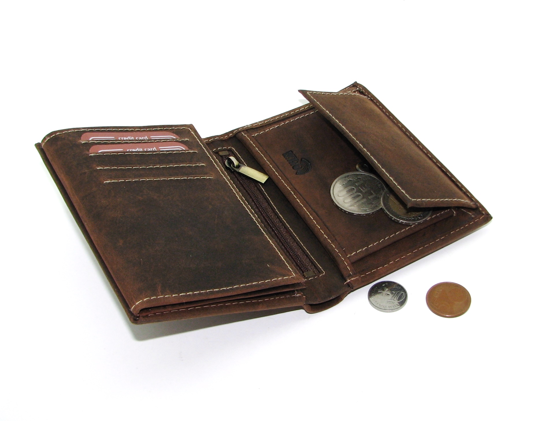 Чоловічий шкіряний гаманець DNK Leather DNK-03-BAW коричневий Чоловічий шкіряний гаманець DNK Leather DNK-03-BAW коричневий
